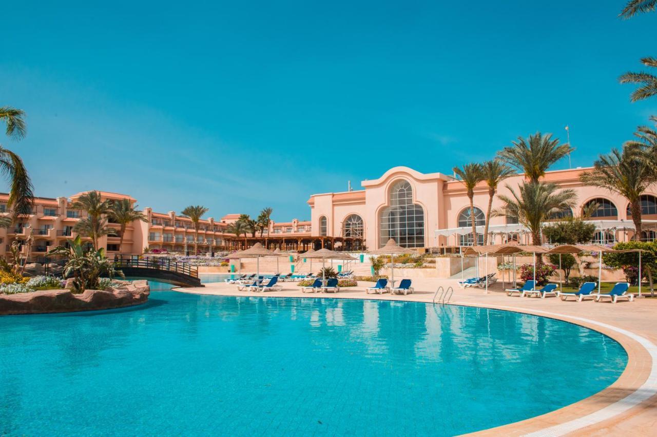 Pyramisa Beach Resort Sahl Hasheesh Hurghada Exterior photo Hilton Sharm El Sheikh Resort