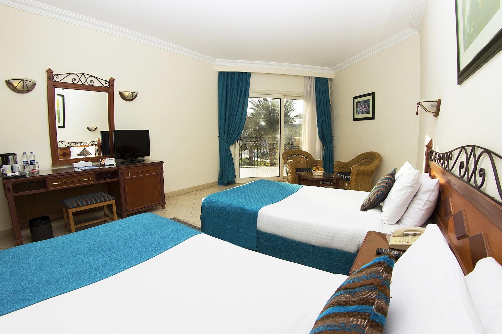 Pyramisa Beach Resort Sahl Hasheesh Hurghada Exterior photo A room at the hotel