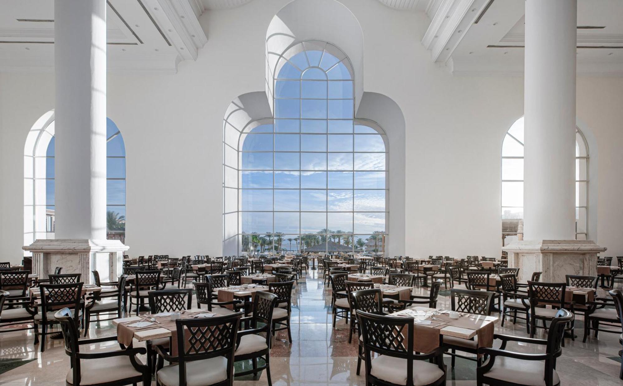 Pyramisa Beach Resort Sahl Hasheesh Hurghada Exterior photo The restaurant