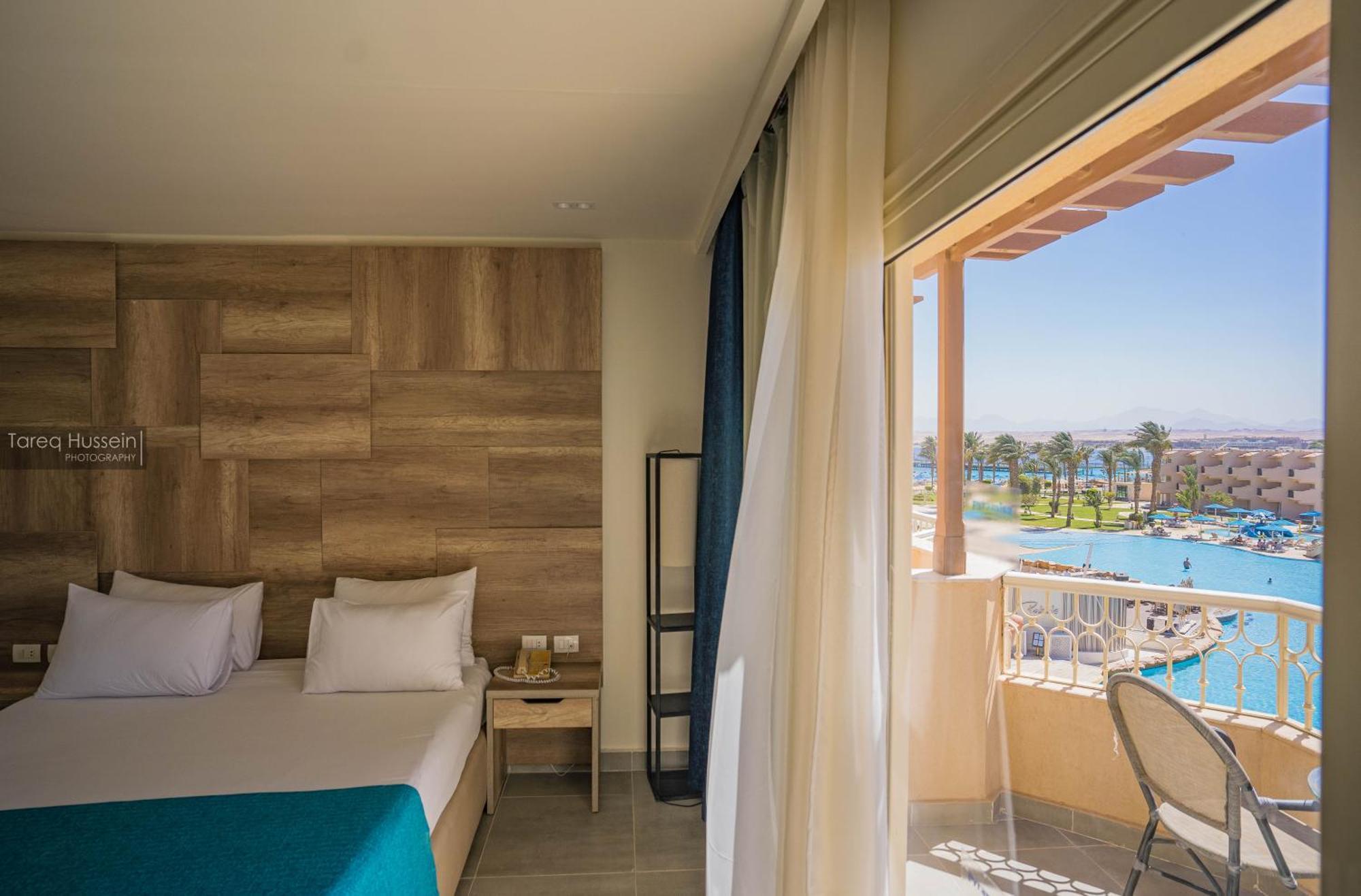 Pyramisa Beach Resort Sahl Hasheesh Hurghada Exterior photo A room at the hotel